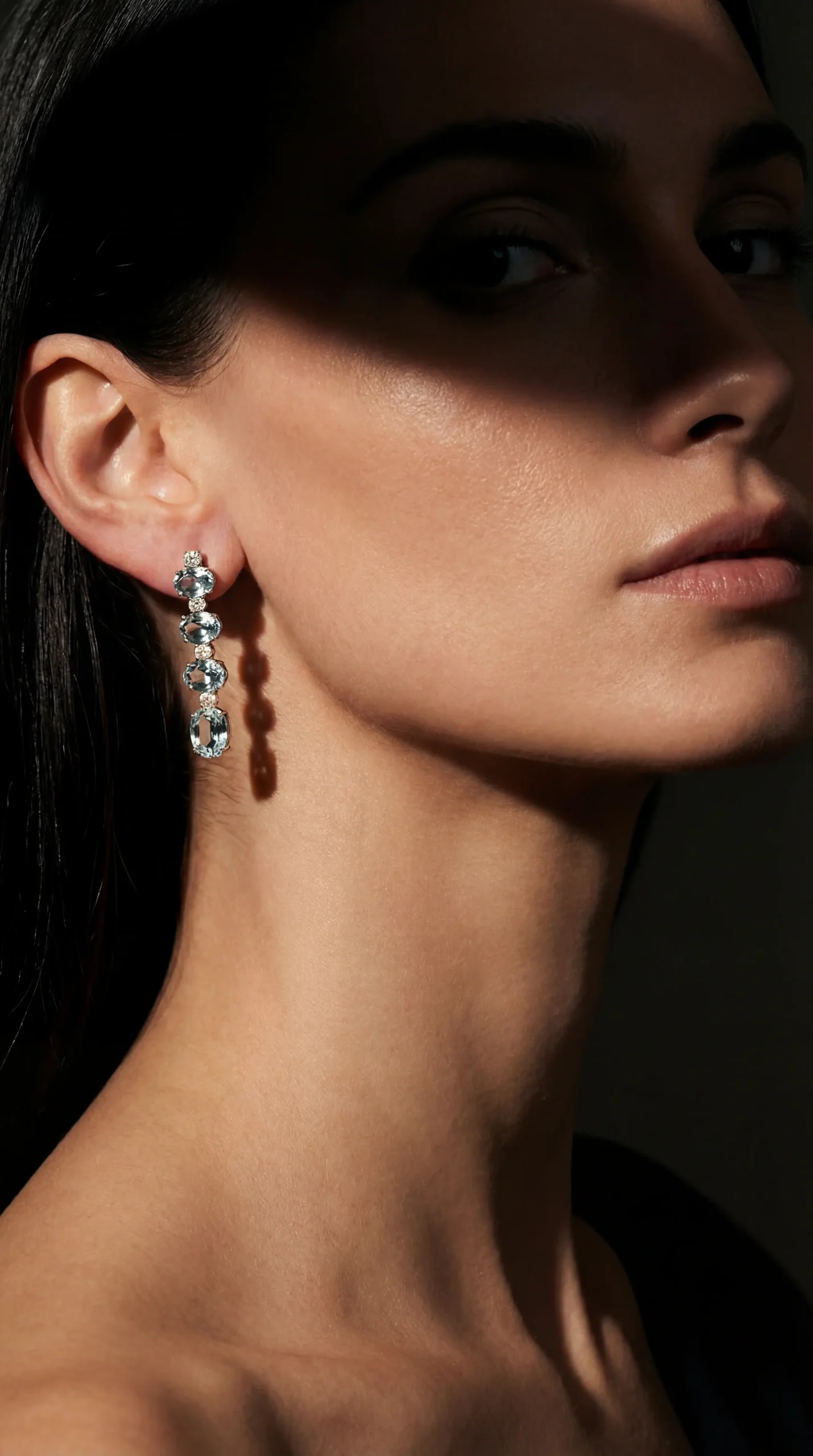Earrings Aquamarine 18k White Gold 9.25 ct - Image 3