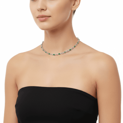 Necklace Choker Diamonds and Emerald 18k  White Gold 3.3 ct